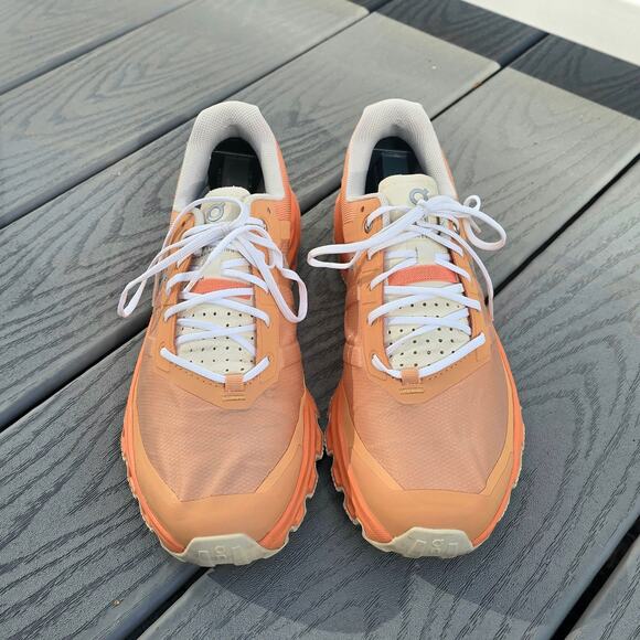 On Cloud Women's Venture Running Shoes Orange, Size 8 - Picture 1 of 6
